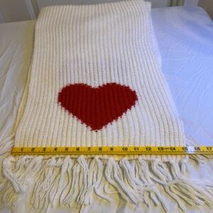 ❤️ Cozy Cream Knit Scarf with Red Heart Design & Fringe ❤️
